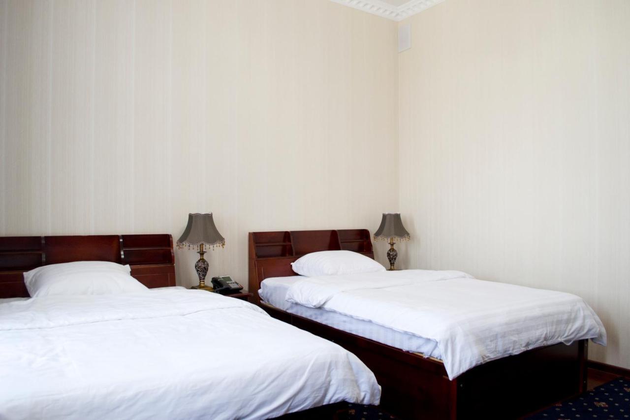 Bokhtariyon Hotel Qurghonteppa エクステリア 写真